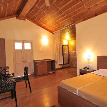 The Lake Resort Naukuchiatal Exterior foto