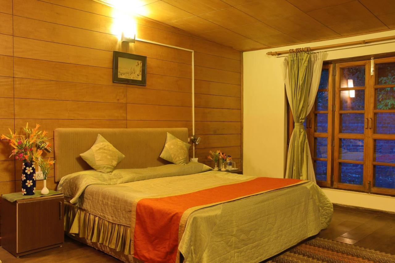 The Lake Resort Naukuchiatal Exterior foto